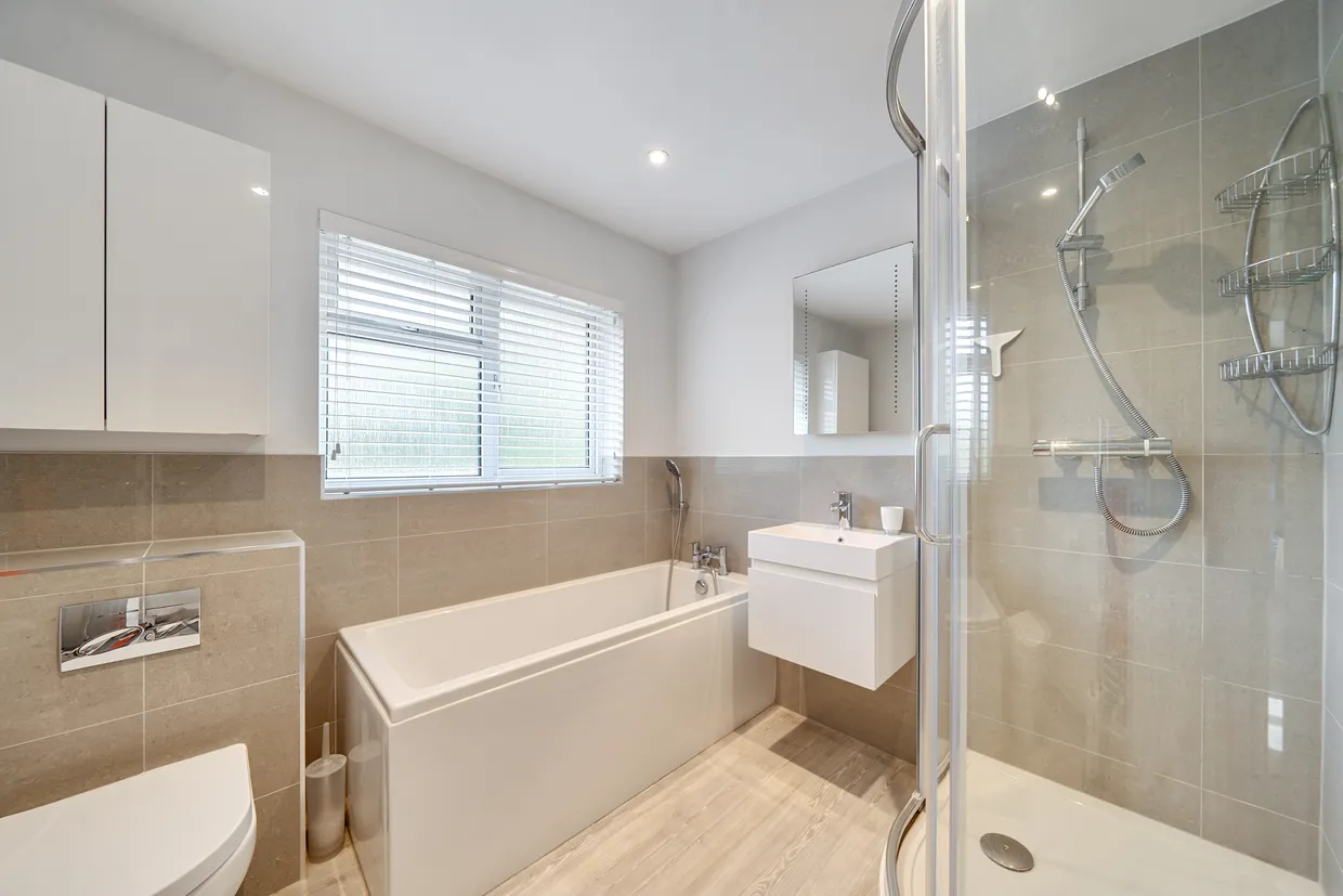 Comptons Lane, Horsham, RH13 photo 7