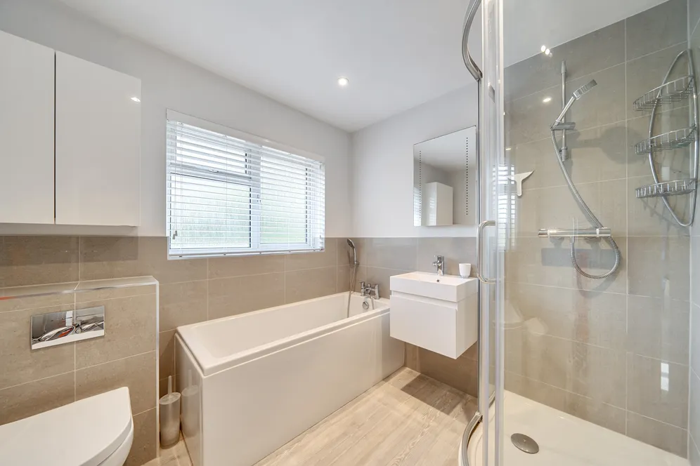 Comptons Lane, Horsham, RH13 photo 7