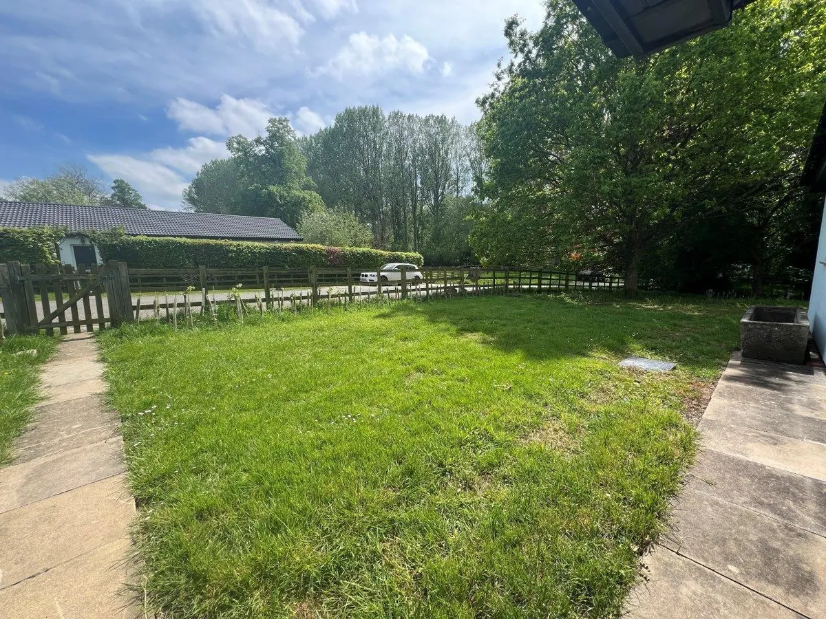 West Lodge, Baggrave Hall Road, Hungarton