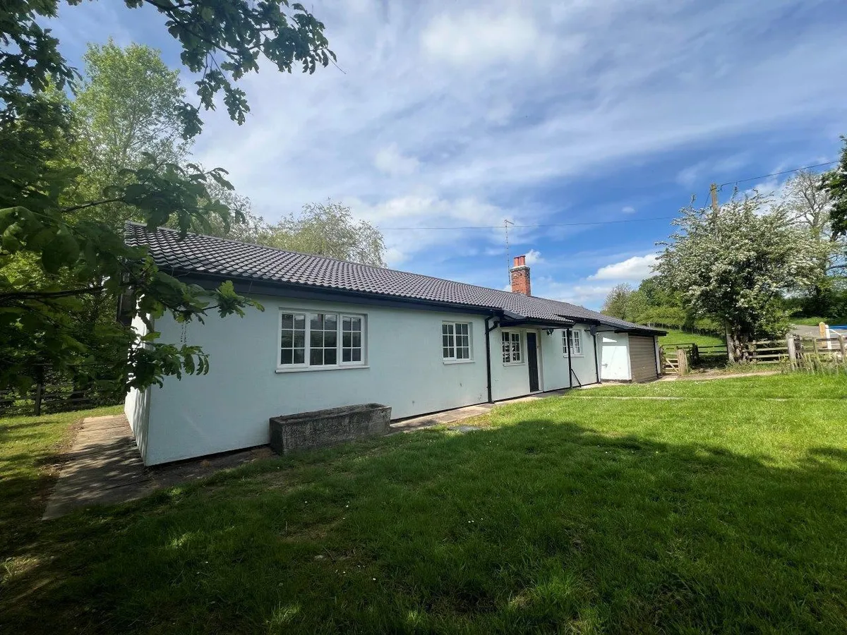 West Lodge, Baggrave Hall Road, Hungarton