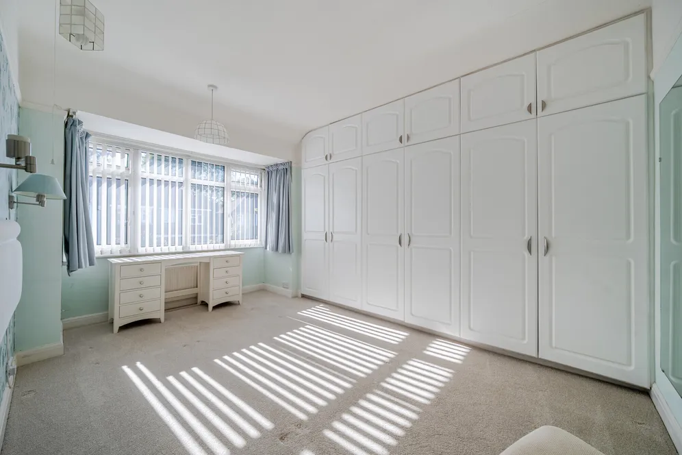 Verdayne Gardens, Warlingham, CR6 photo 6