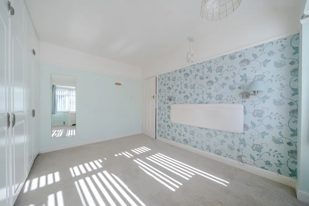 Verdayne Gardens, Warlingham, CR6 photo 10