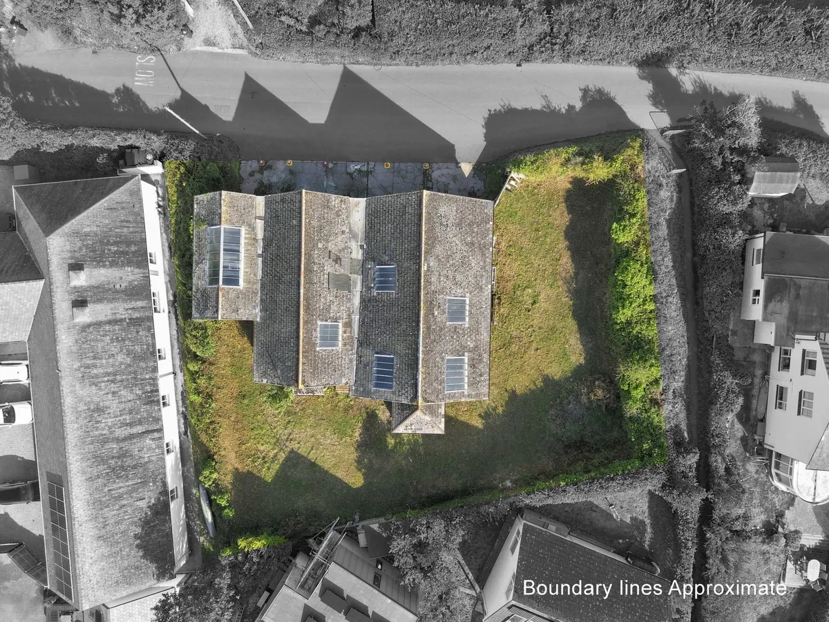 Bantham Garage, Thurlestone