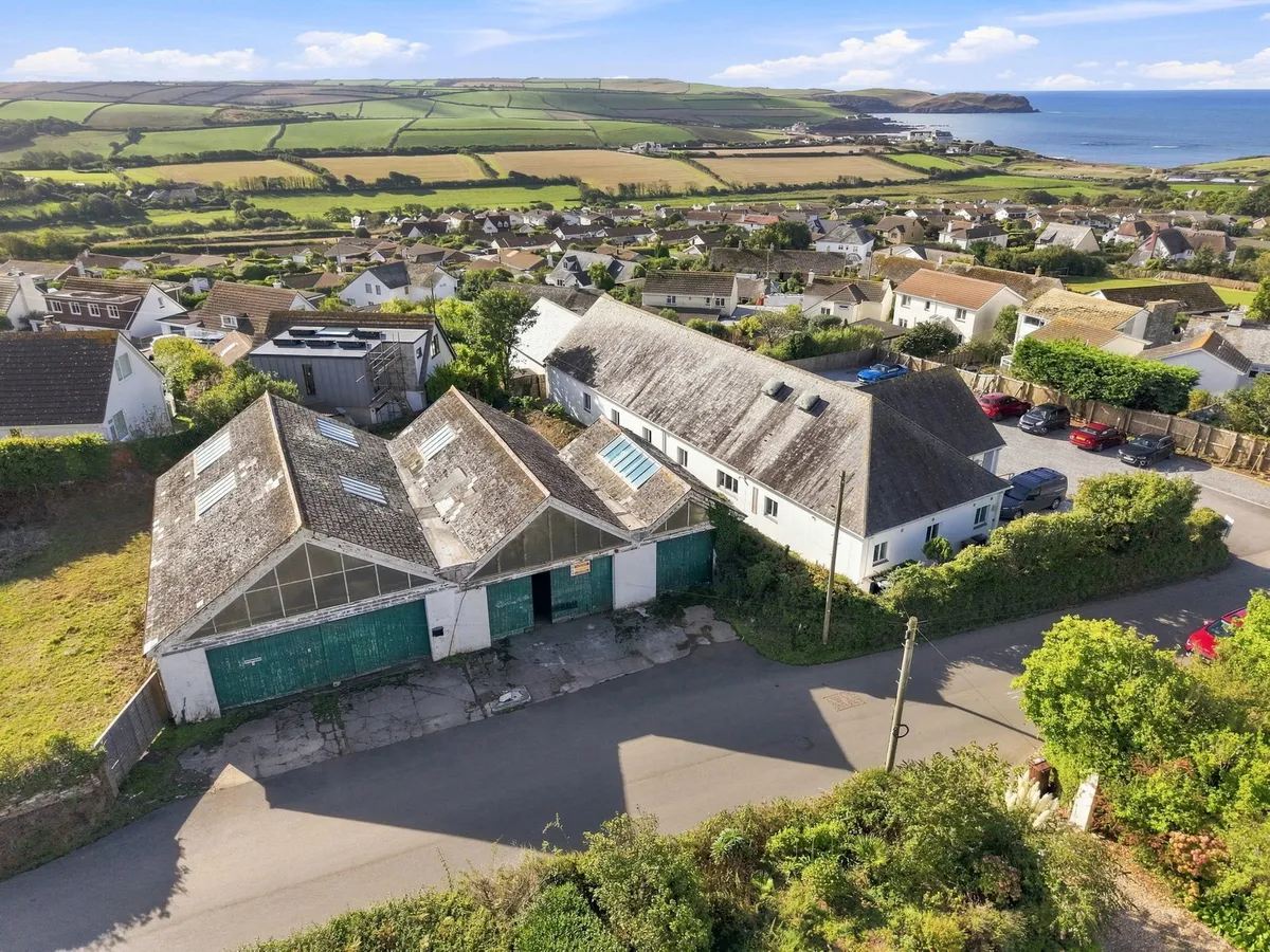 Bantham Garage, Thurlestone
