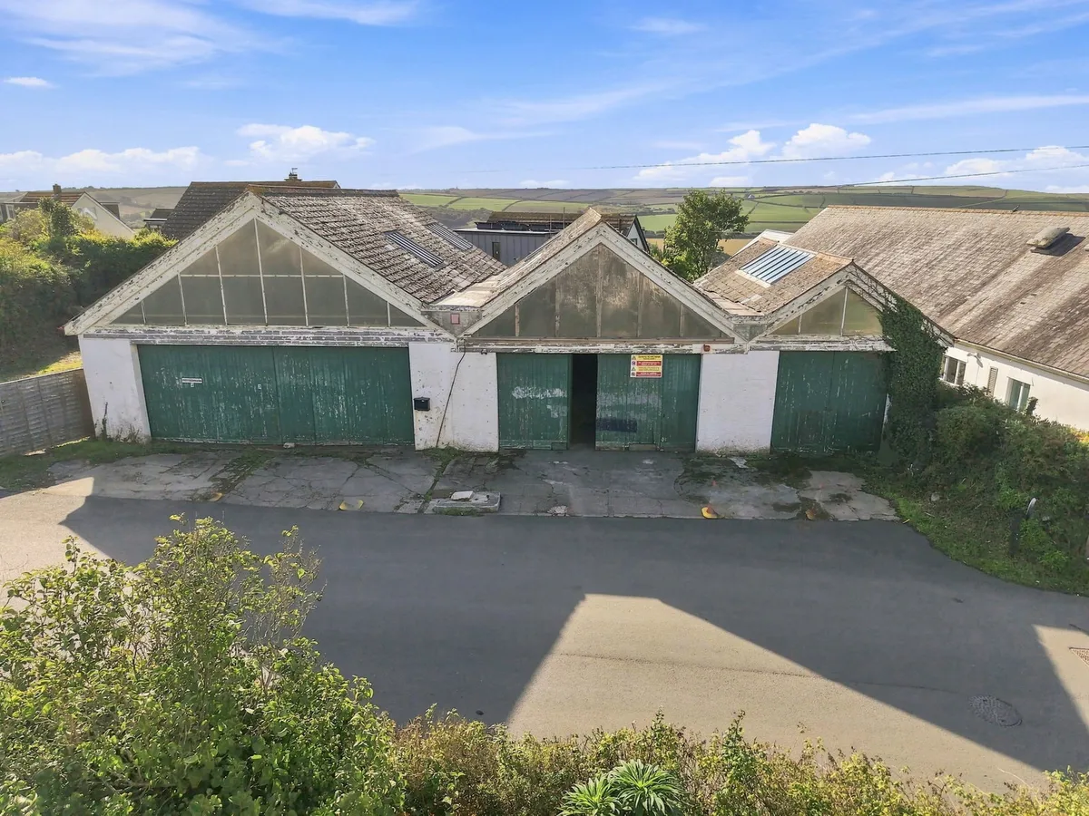 Bantham Garage, Thurlestone