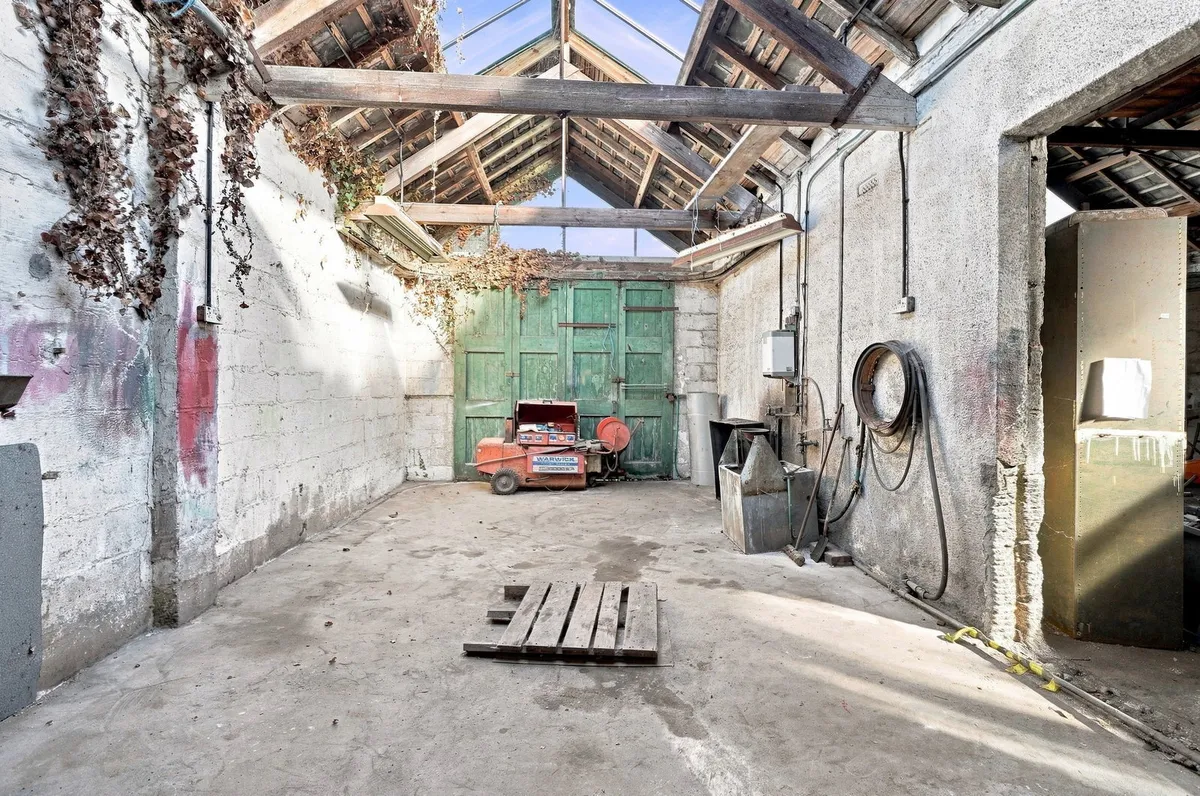 Bantham Garage, Thurlestone