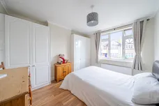 Cross Way, Harpenden, AL5 photo 5