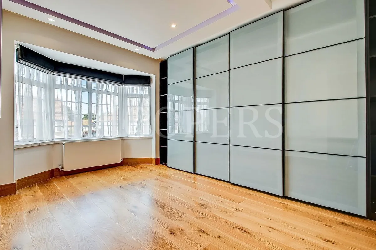 London, NW10