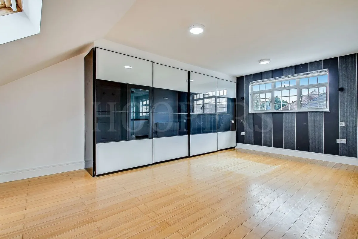 London, NW10