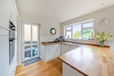 Cross Way, Harpenden, AL5 photo 8