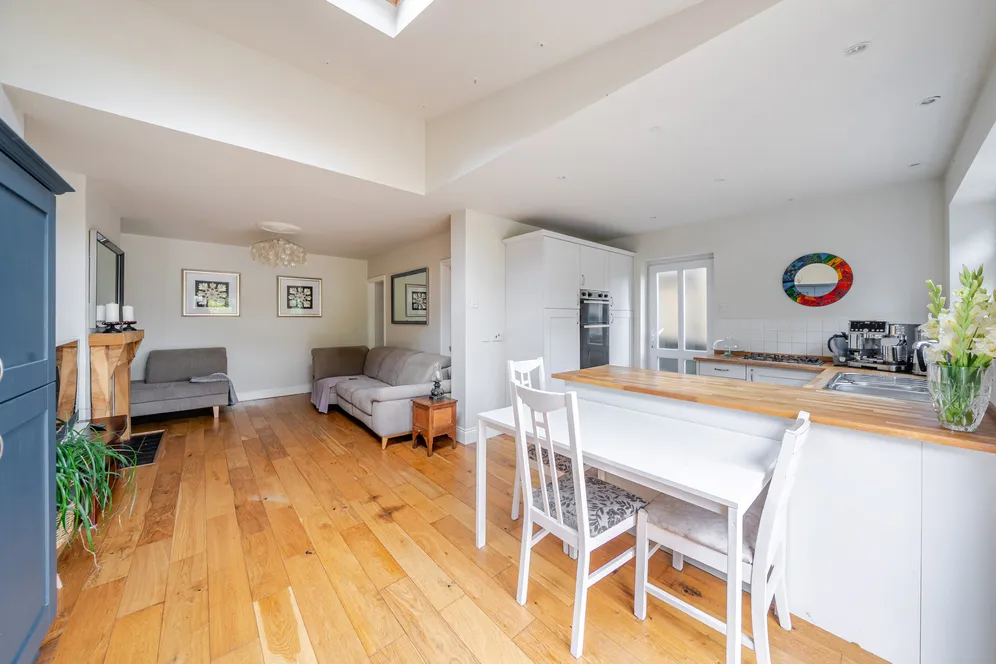 Cross Way, Harpenden, AL5 photo 11