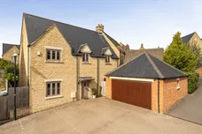 Griffiths Close, Cirencester, GL7 photo 1