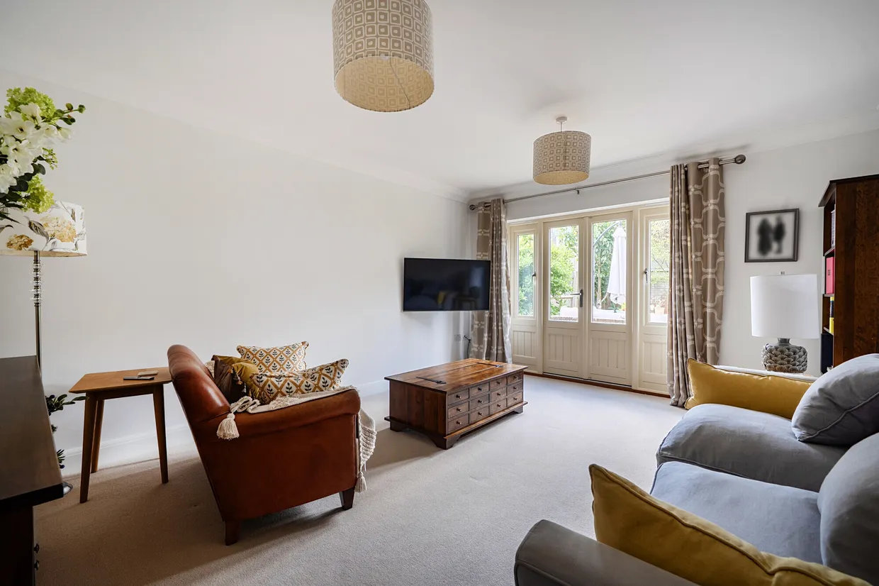 Griffiths Close, Cirencester, GL7 photo 3