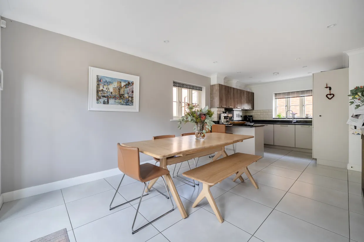 Griffiths Close, Cirencester, GL7 photo 4
