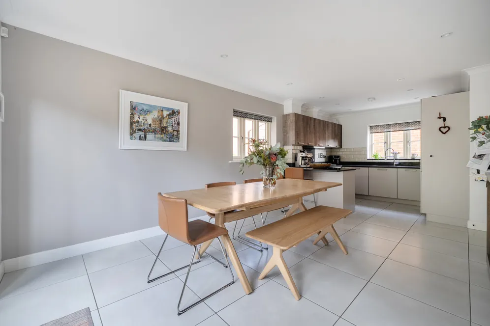 Griffiths Close, Cirencester, GL7 photo 4