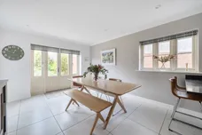 Griffiths Close, Cirencester, GL7 photo 5