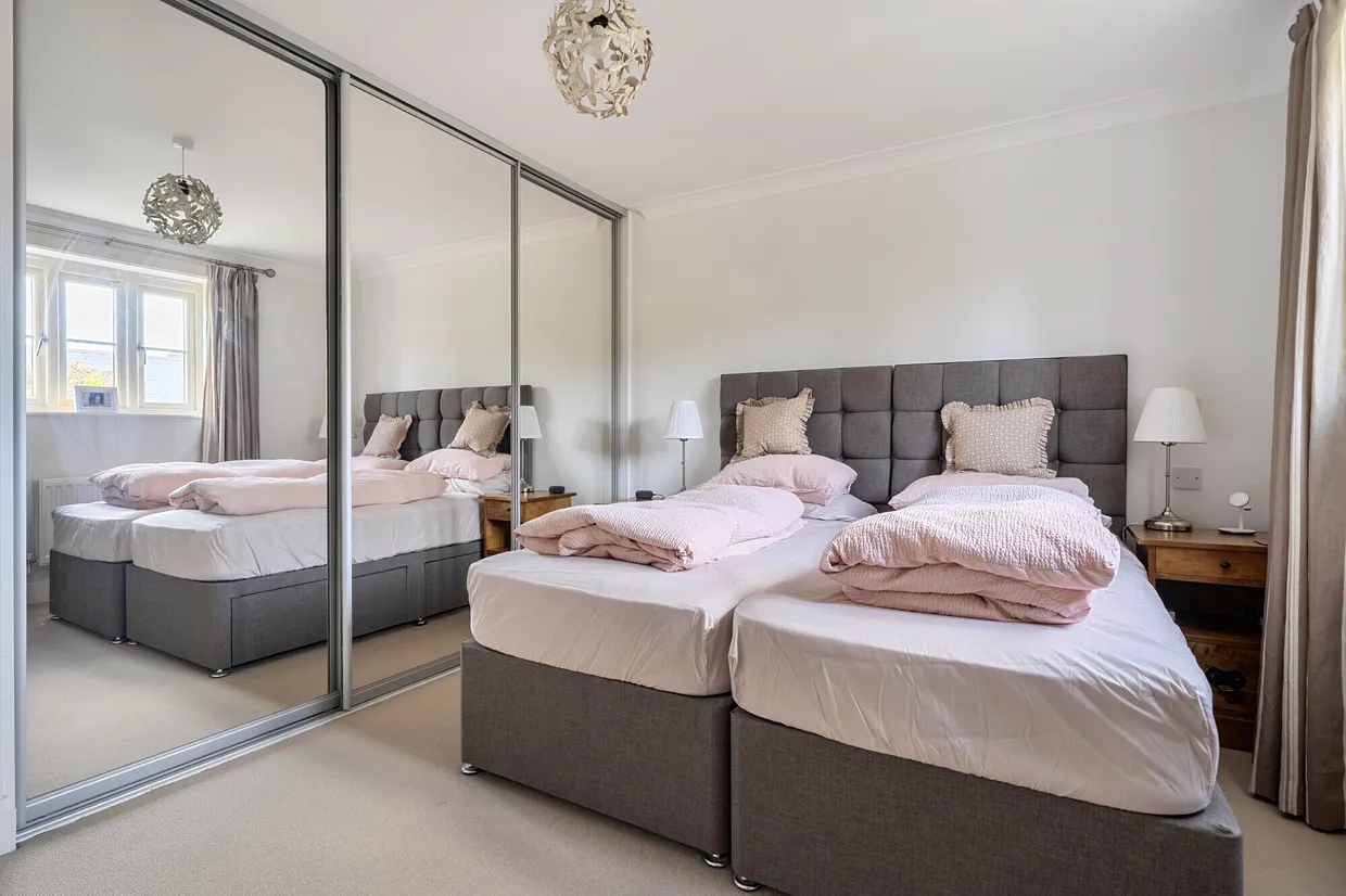 Griffiths Close, Cirencester, GL7 photo 12