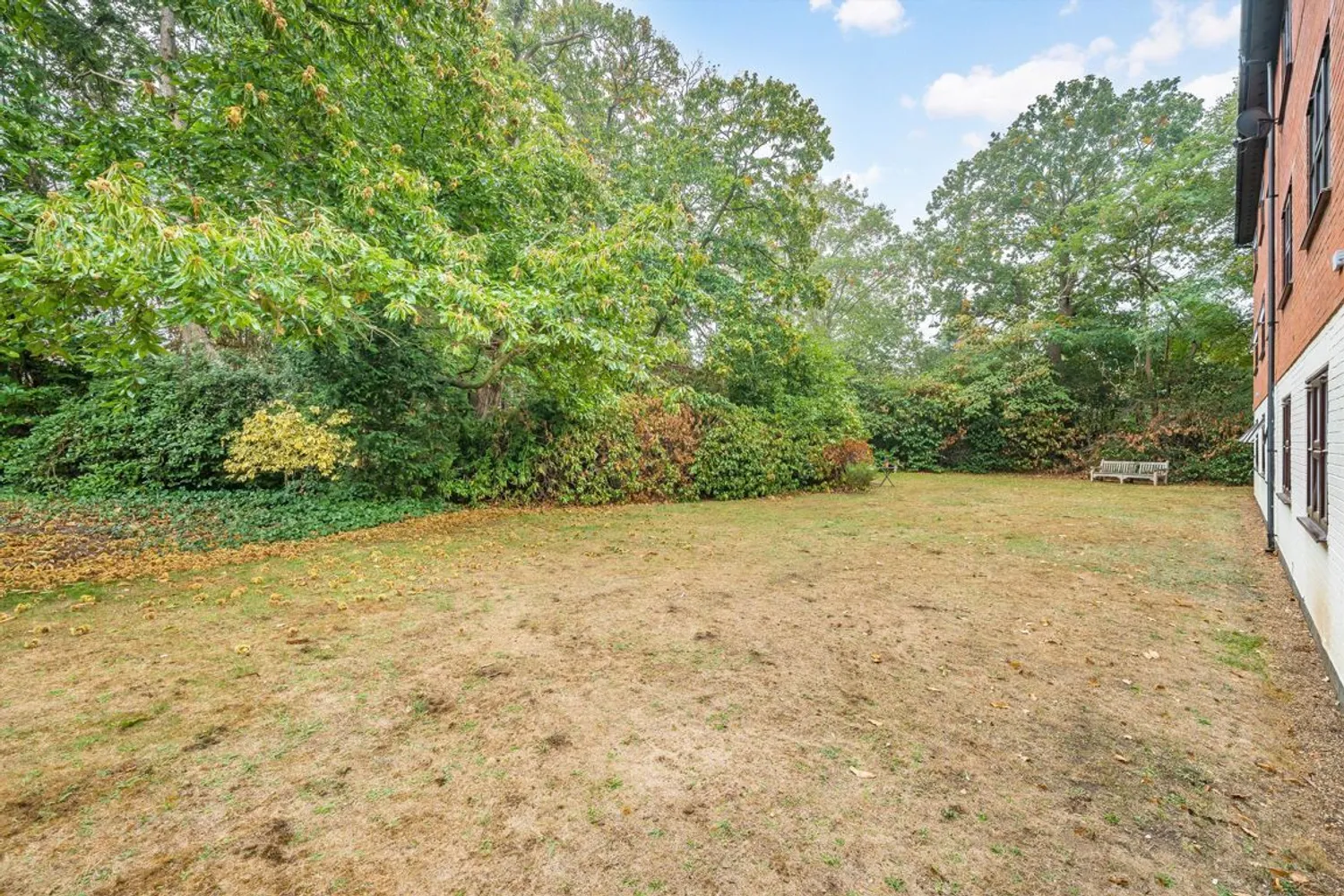 Queens Road, Weybridge, KT13 photo 6