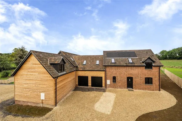 Mill Farm, Mill Lane, TA18 photo 6