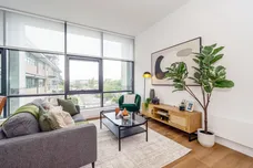 1 Lakeside Close Staines-upon-thames TW18 photo 1
