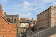 1 Acre Passage Windsor SL4 photo 19
