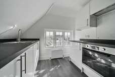 1 Acre Passage Windsor SL4 photo 24
