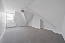 1 Acre Passage Windsor SL4 photo 29