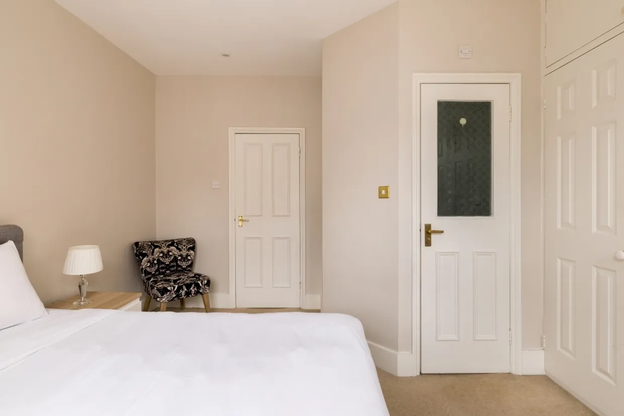 Tabard Street, Borough, SE1 photo 22