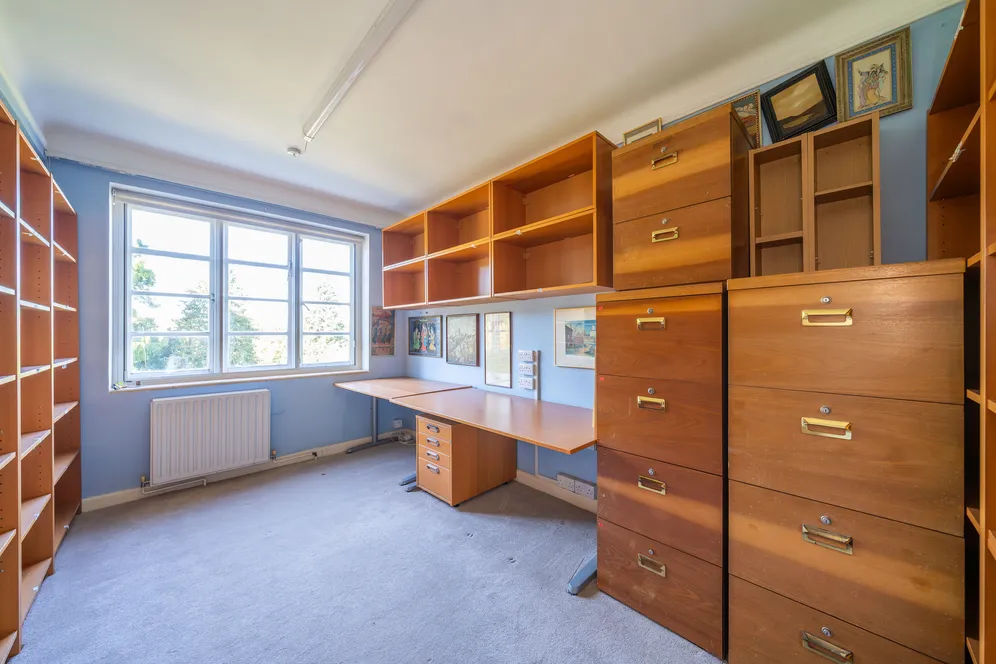 Putney Heath, London, SW15 photo 10