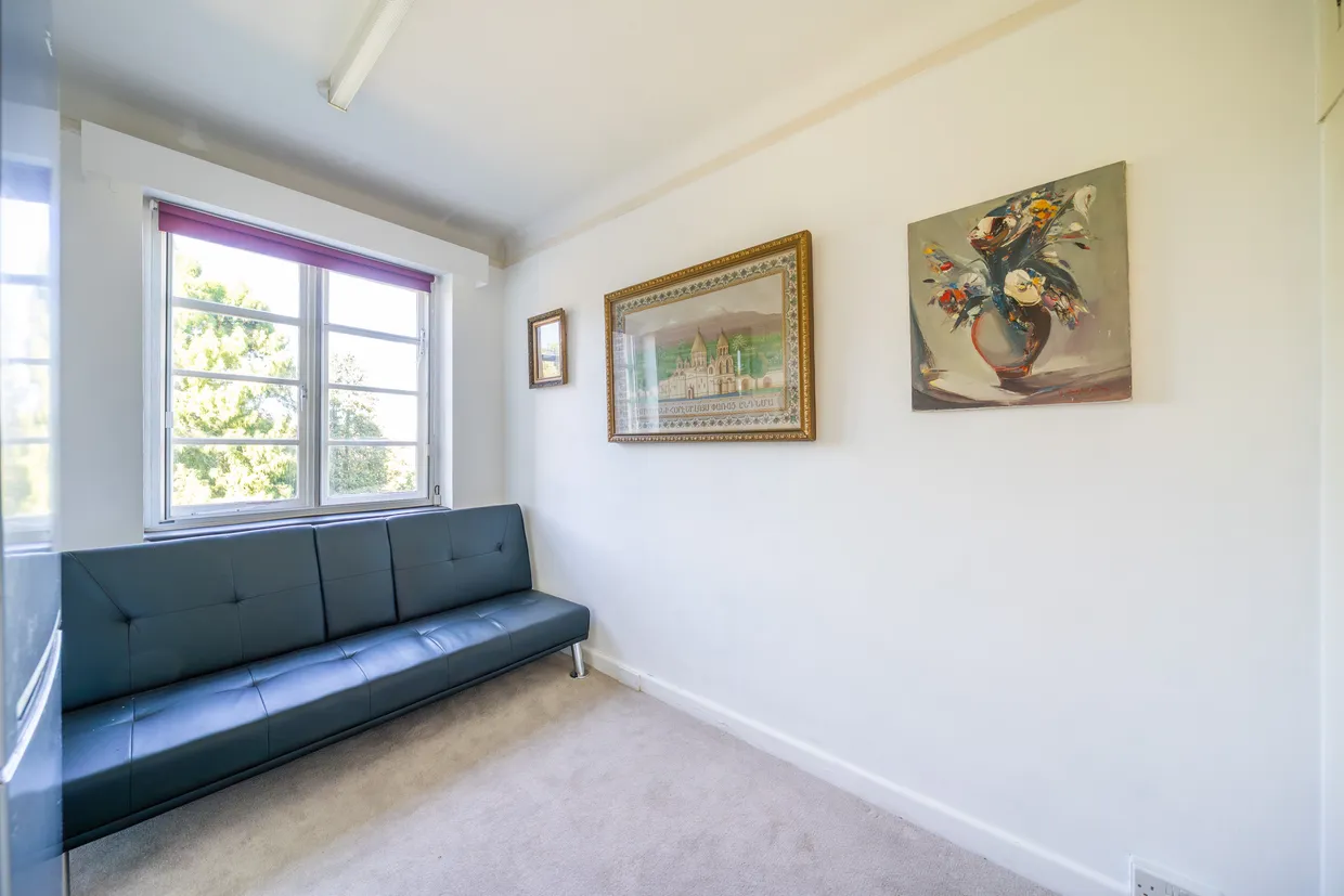 Putney Heath, London, SW15 photo 11