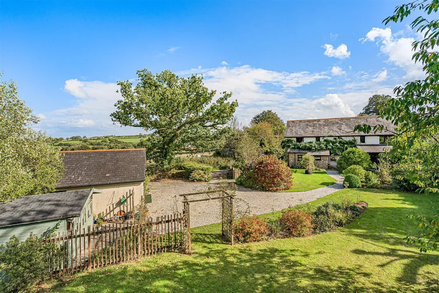 Property Image 9