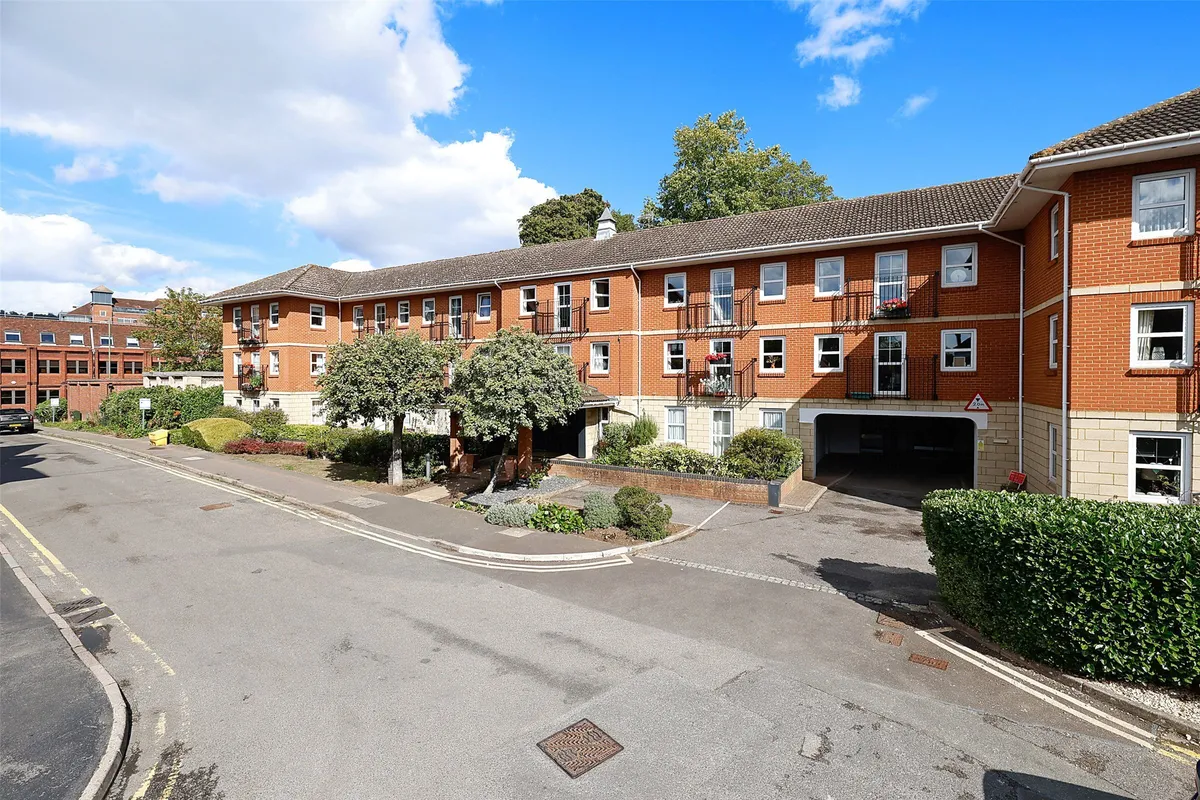 Roebuck Close, Bancroft Road, Reigate, Surrey, RH2