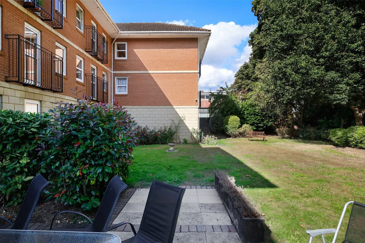 Roebuck Close, Bancroft Road, Reigate, Surrey, RH2