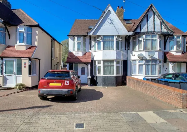 Ballogie Avenue, London, NW10