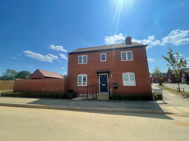 Gardenfield Crescent, Collingtree, Northampton Image 1