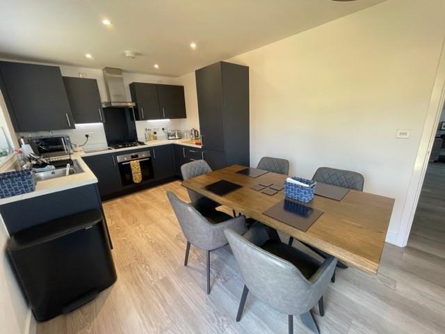 Gardenfield Crescent, Collingtree, Northampton Image 5