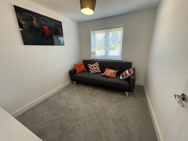 Gardenfield Crescent, Collingtree, Northampton Image 11
