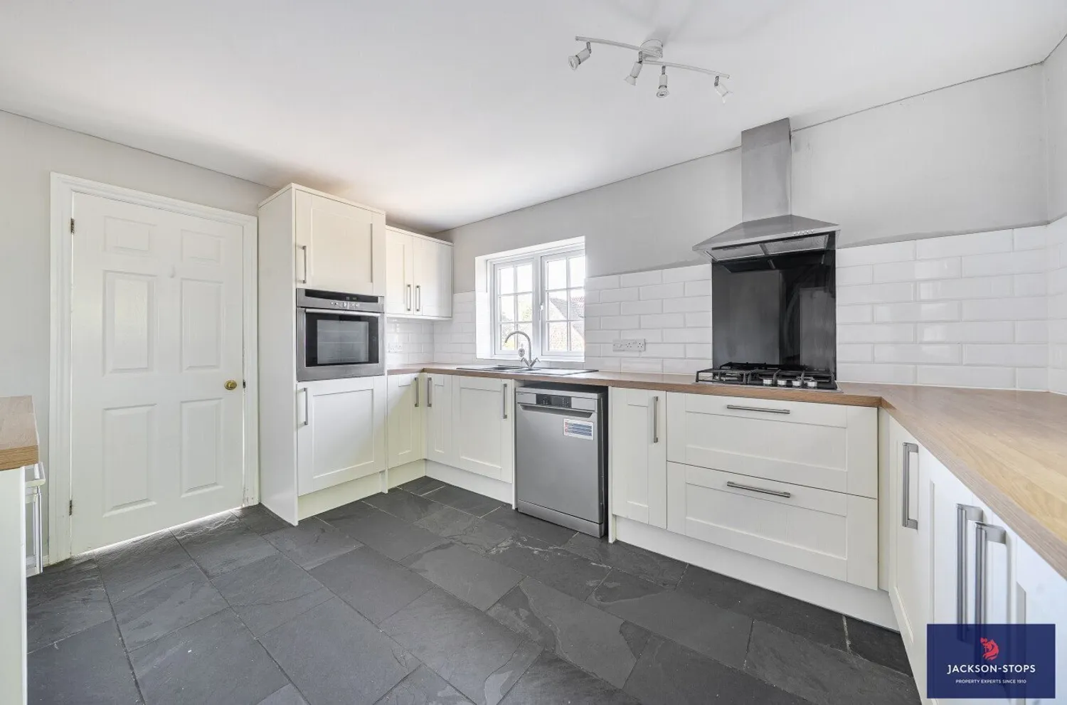 Glebe Farm Court, Wilby Lane, NN29 photo 8
