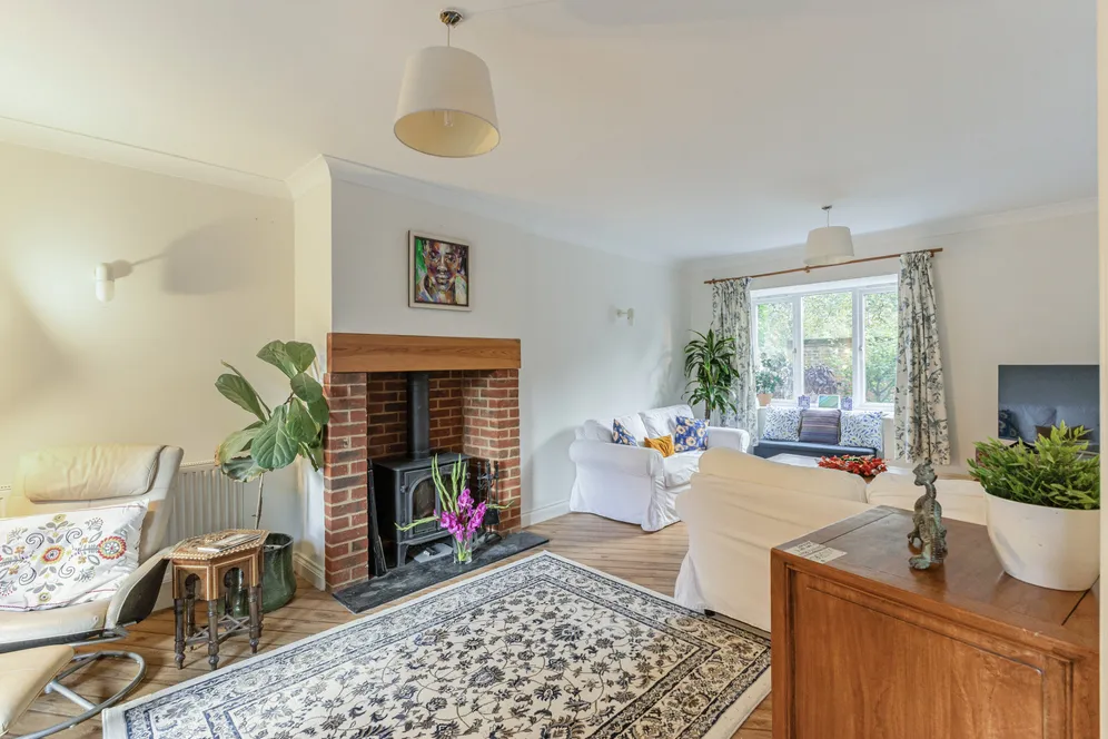 Firs Road, Salisbury, SP5 photo 3