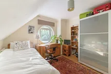 Firs Road, Salisbury, SP5 photo 9