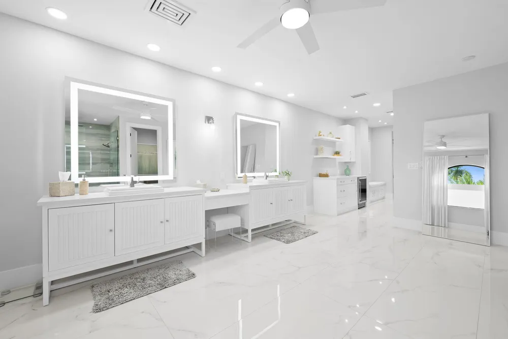 2525 Sea Island Dr, Fort Lauderdale, FL 33301