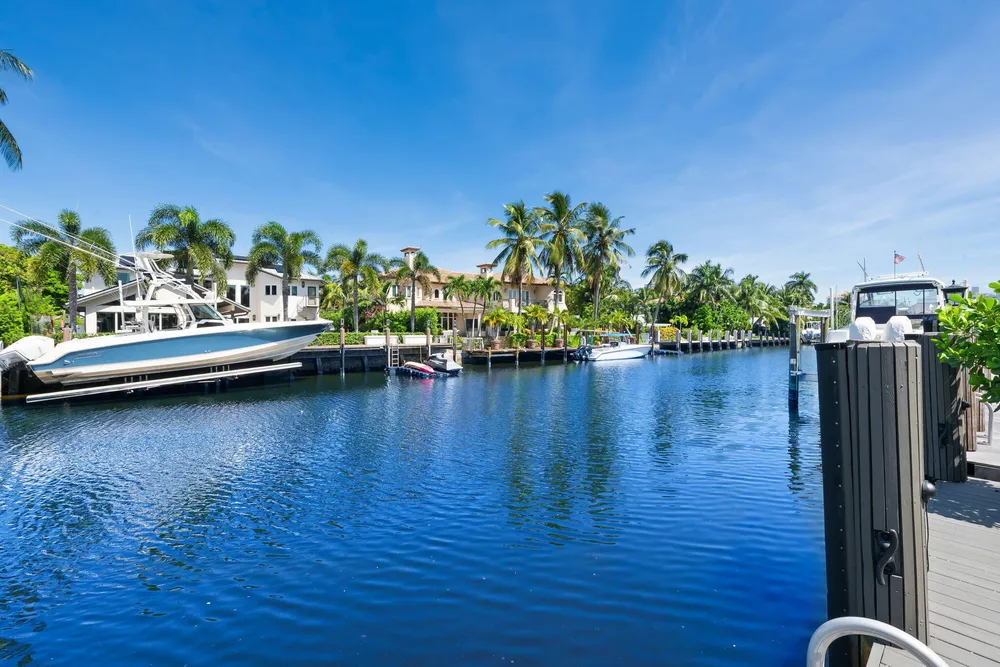 2525 Sea Island Dr, Fort Lauderdale, FL 33301