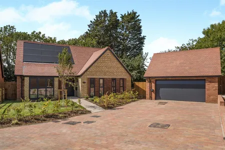 The Cherringtons, Leckhampton, GL53