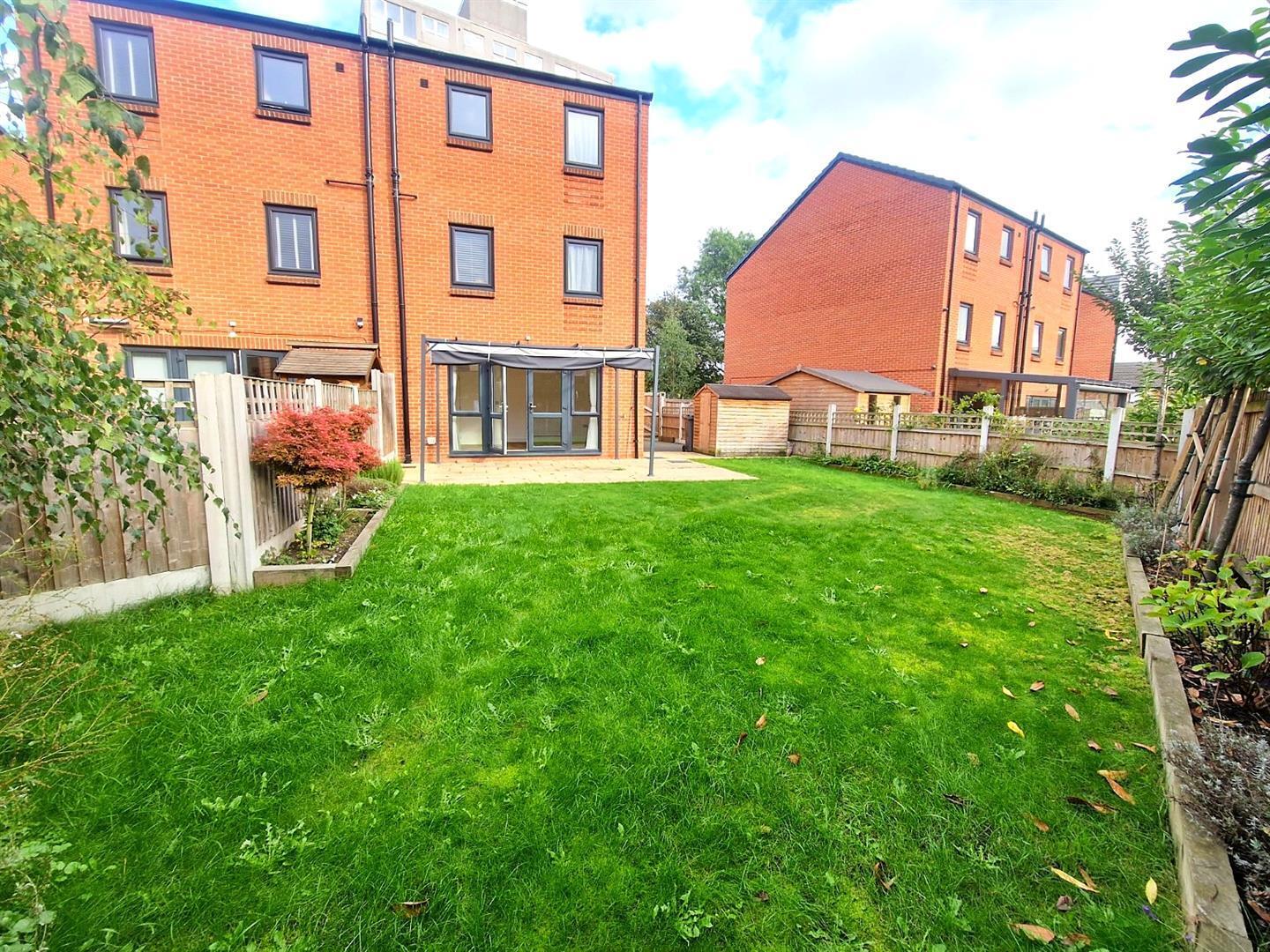 Gunson Street, M40 Manchester Image 24