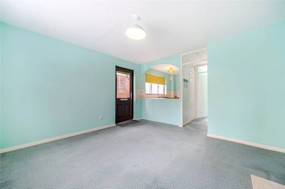 Property carousel item 5
