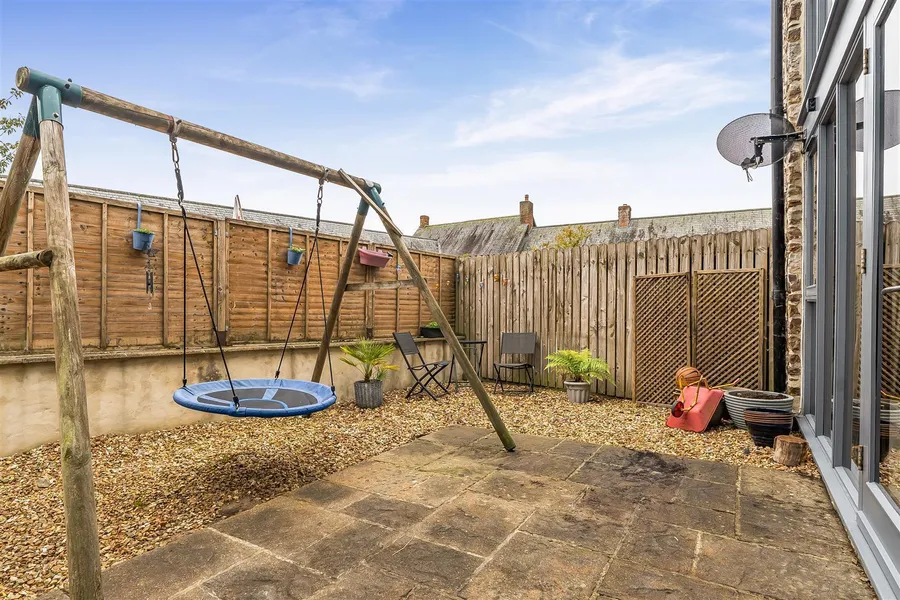 Property Image 16