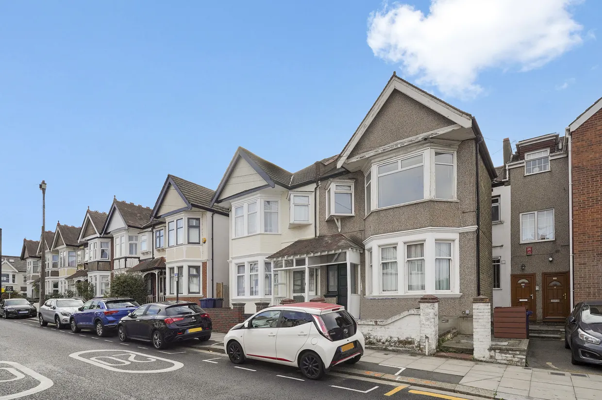 Drayton Bridge Road, Hanwell, W7 photo 1