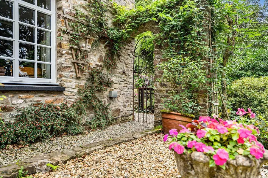 Property Image 25