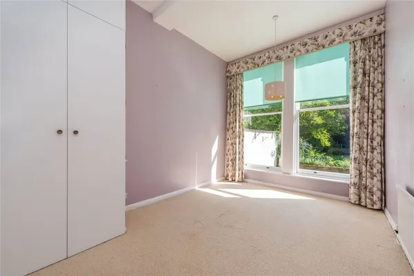 Pixham Firs, Pixham Lane, RH4 photo 10
