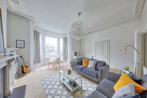 Church Grove, Kingston Upon Thames, KT1 photo 2